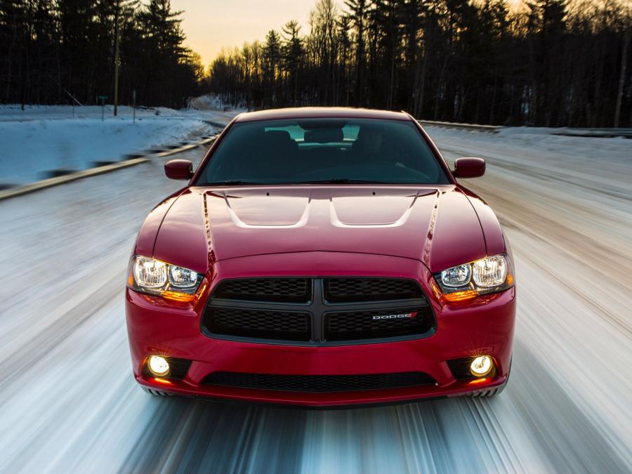  Dodge Charger AWD Sport 2013 года  (фото 43 из 50)